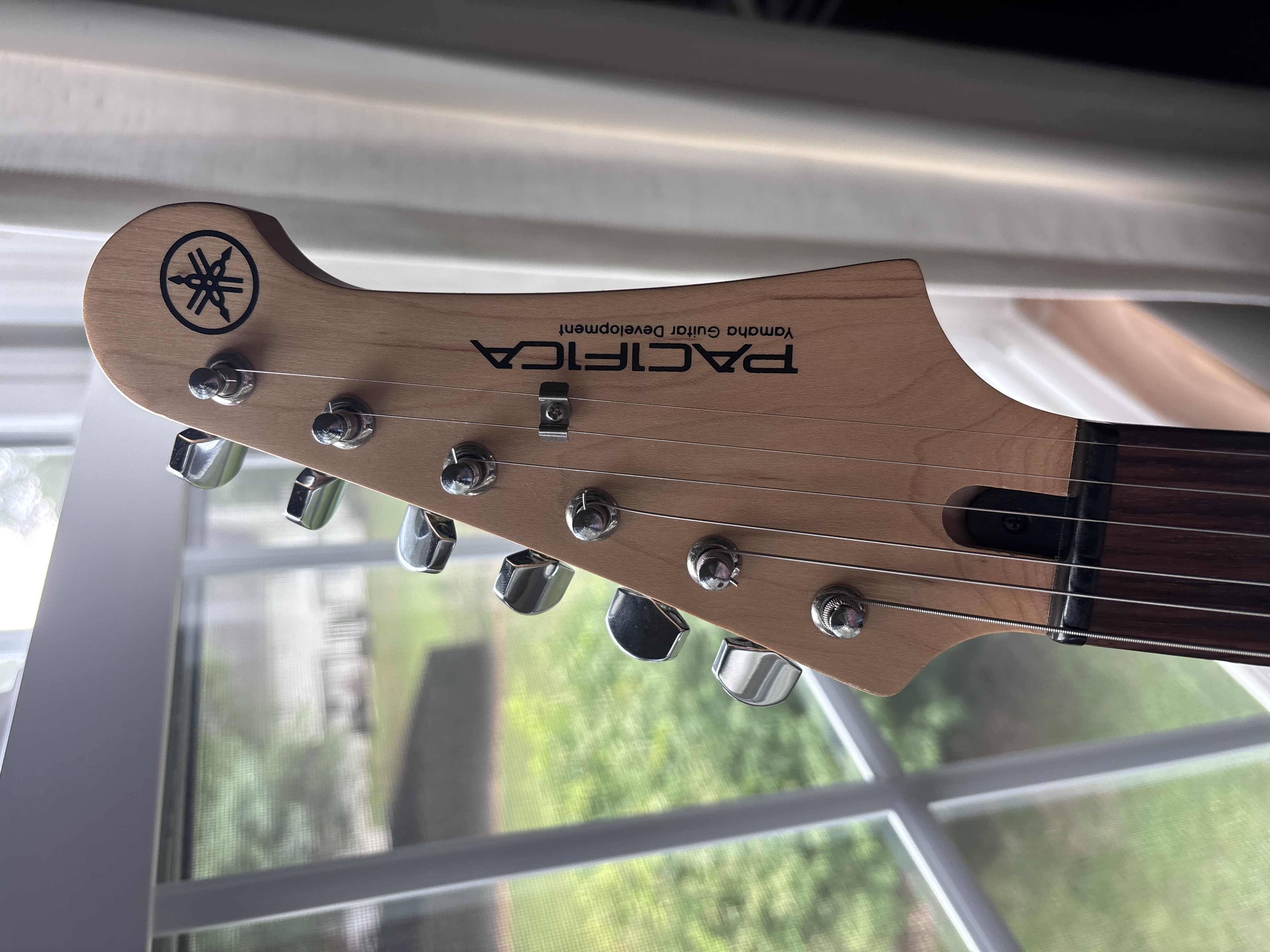 Headstock